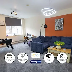 Apartment 2 Bedroom By The One Retreats Short Lets & Serviced Close To Gatwick Airport